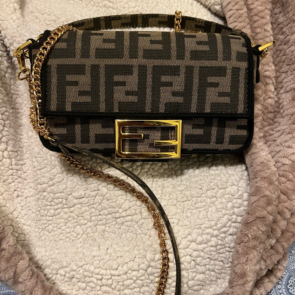 Fendi baguette bag